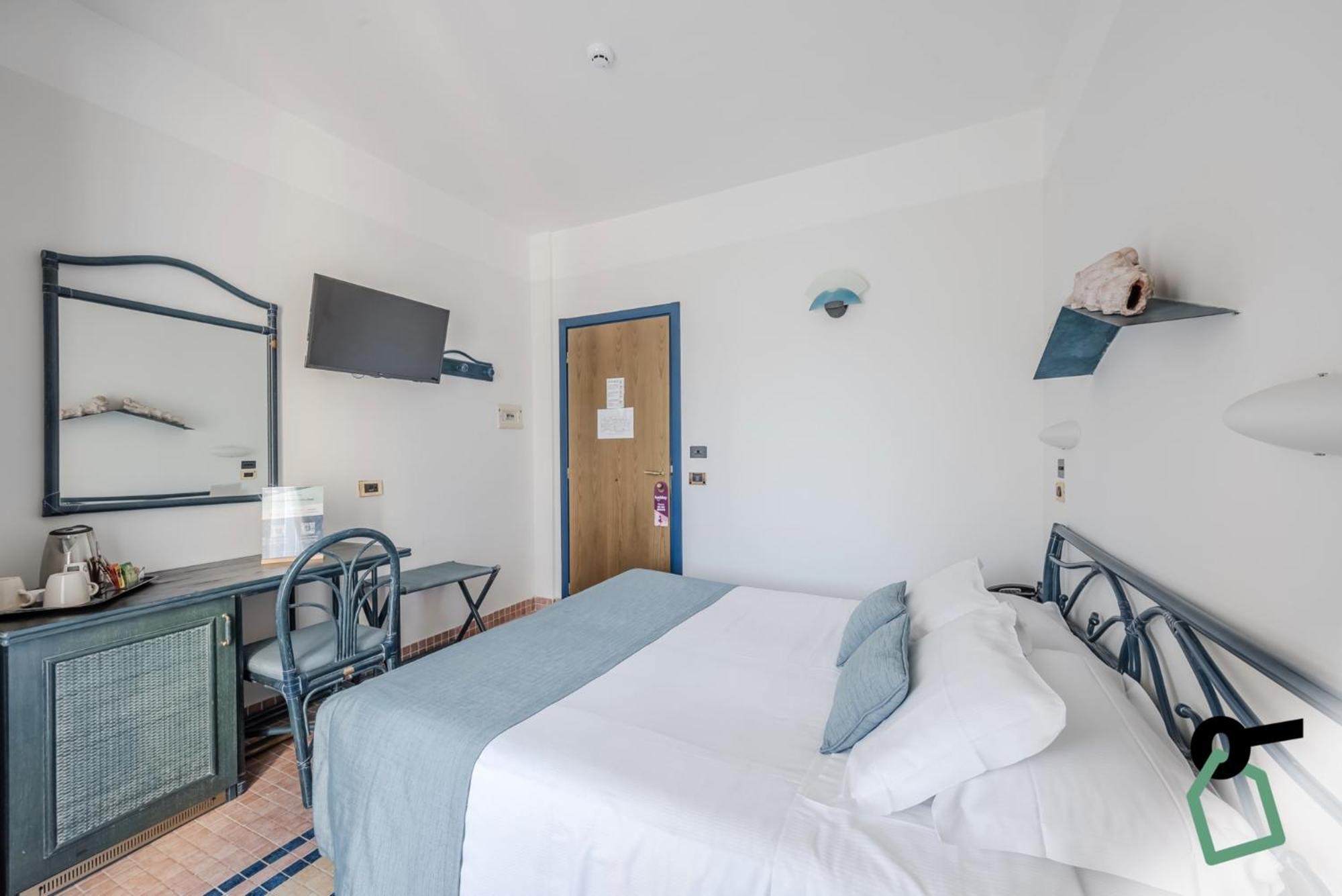 Hotiday Room Collection - Le Grazie Porto Venere Ngoại thất bức ảnh