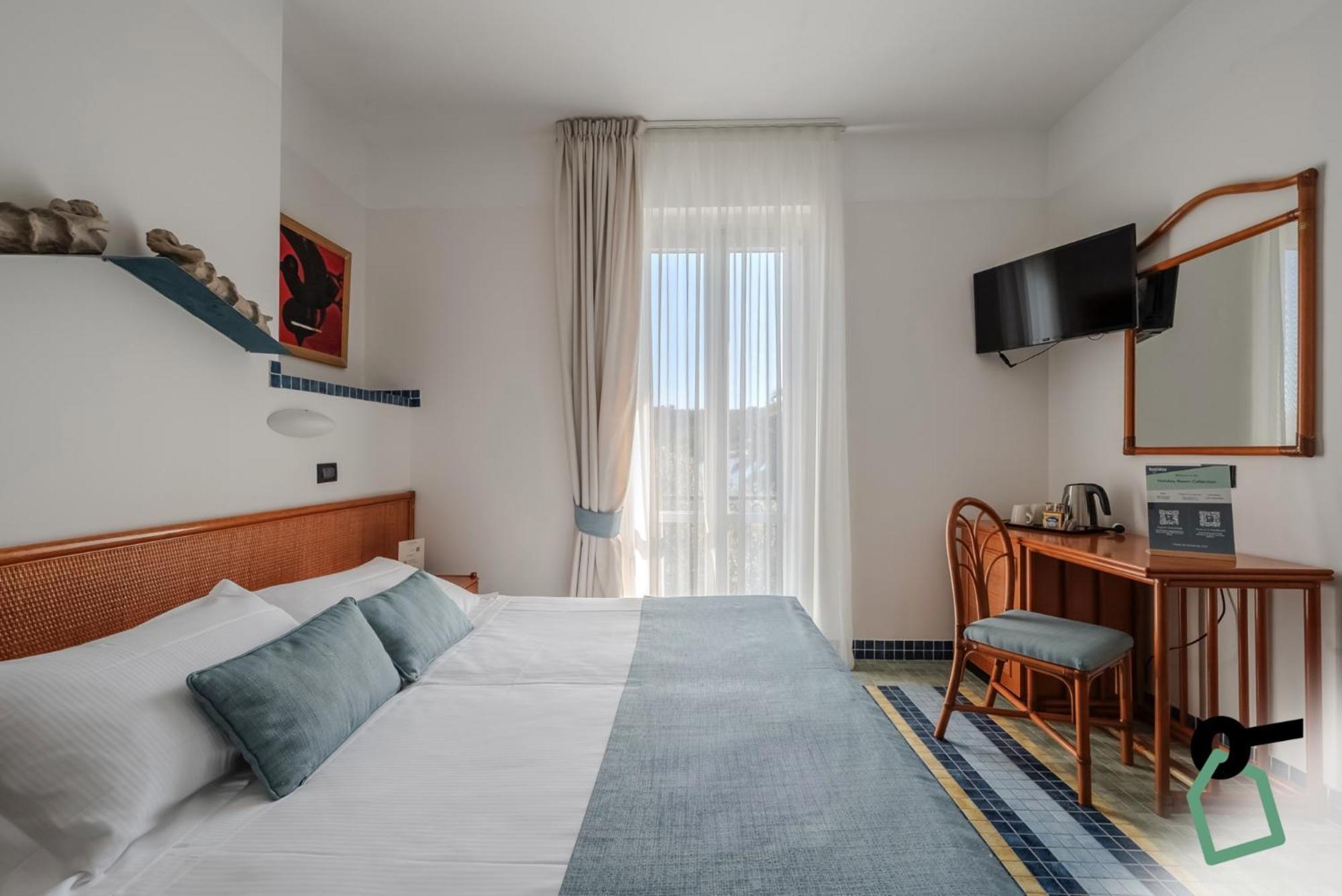 Hotiday Room Collection - Le Grazie Porto Venere Ngoại thất bức ảnh